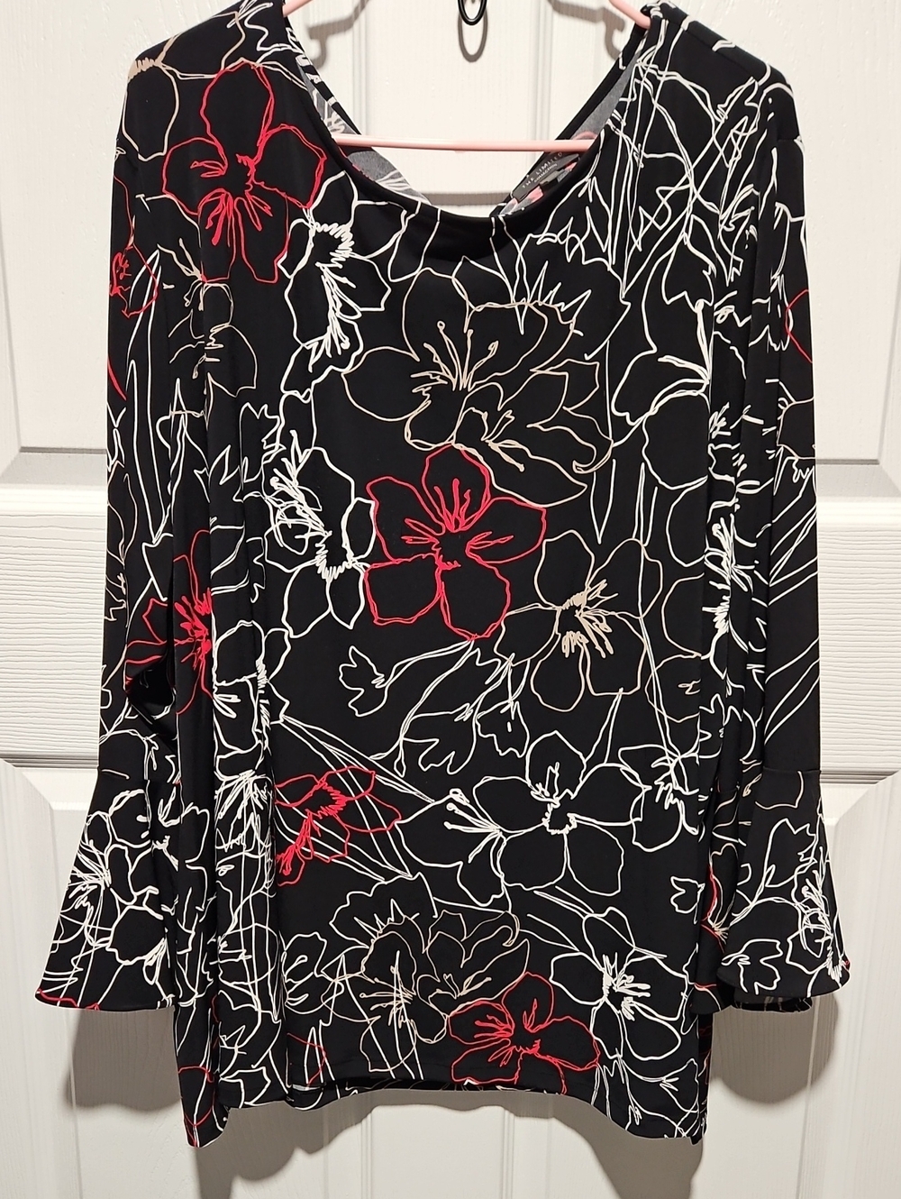 The Limited Black Long-Sleeve Floral Tunic with Red & White Outline Flowers